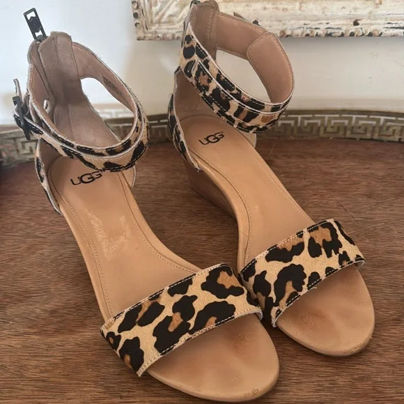 UGG Calf Hair Char Leopard Ankle Strap Sandals - Picture 1 of 8